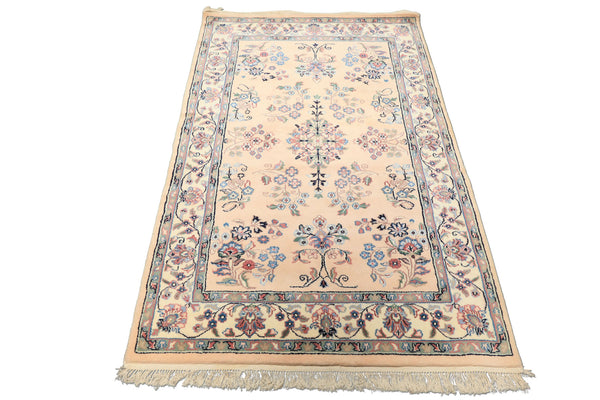 4x6 Blush, Ivory, Black Color Hand Knotted Indo Sarouk Wool Traditional Oriental Rug